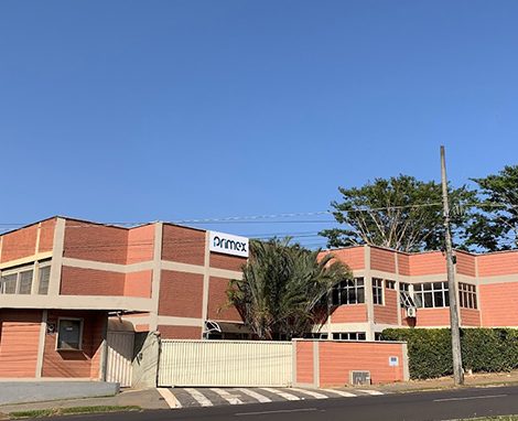 Equipamentos e componentes de informática — foto de banco de imagens usada no site da Primex.